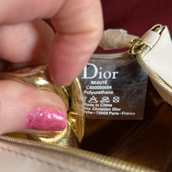 Beauty Off White pouch - Picture 7 of 7